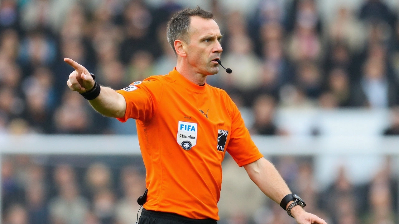 Chelsea Derbisinin Hakem Kadrosu Açıklandı: Stuart Attwell Sahada