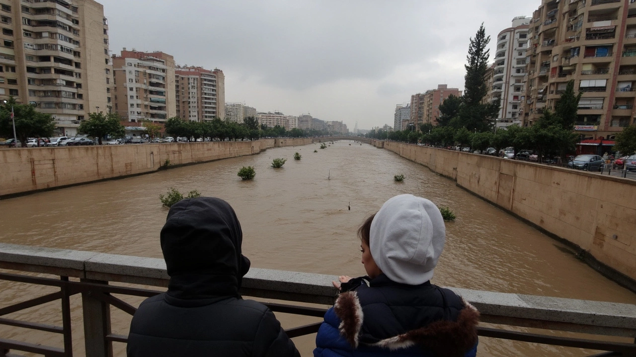 Malaga'da Şiddetli Yağışlar Sonrası Alarm Kalktı: 4.200 Kişi Tahliye Edildi